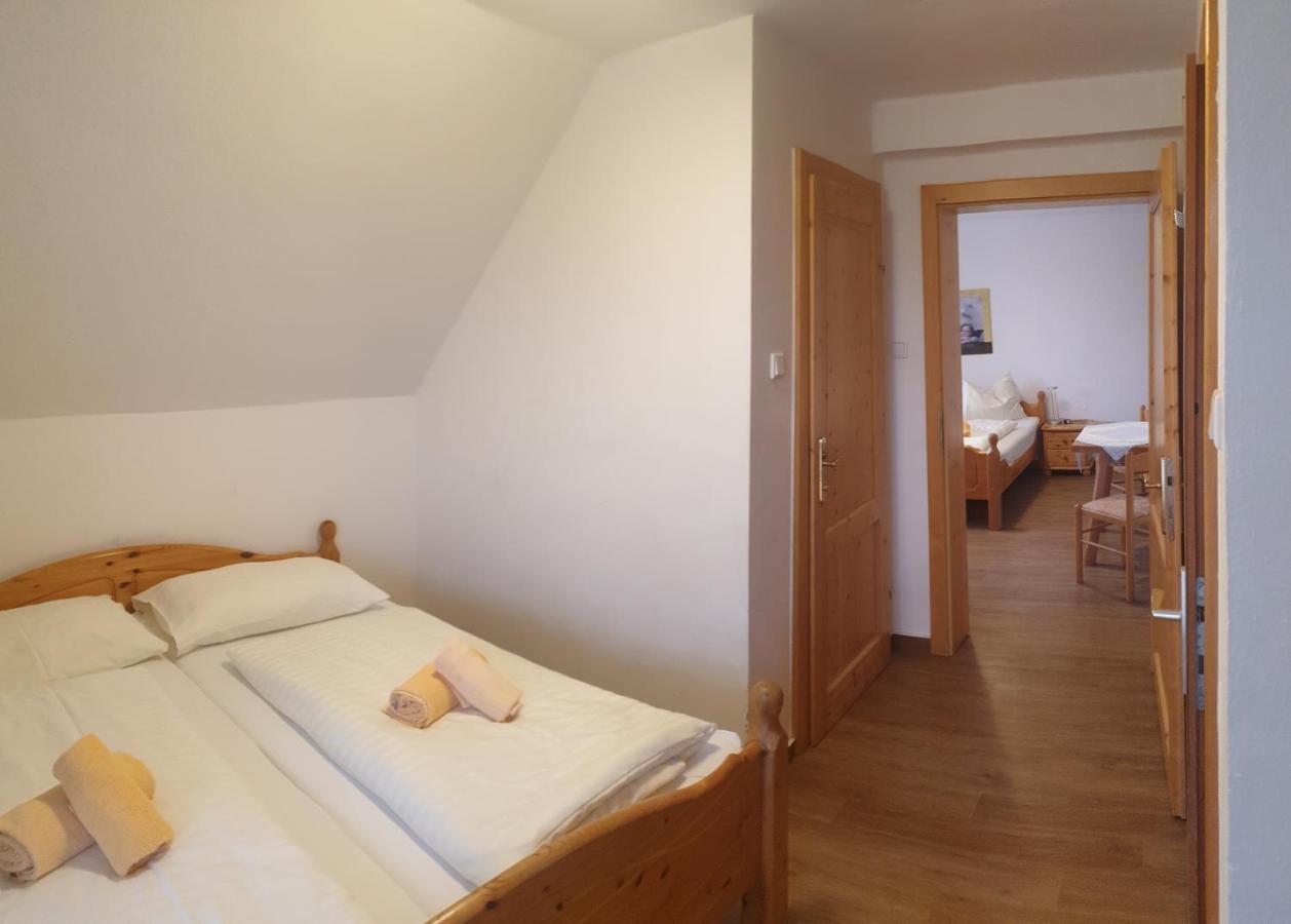 Hotel Pension Puercherhof グレーブミング エクステリア 写真