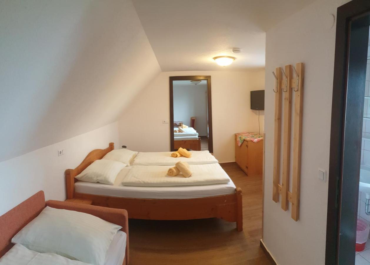 Hotel Pension Puercherhof グレーブミング エクステリア 写真