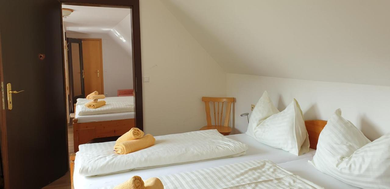 Hotel Pension Puercherhof グレーブミング エクステリア 写真